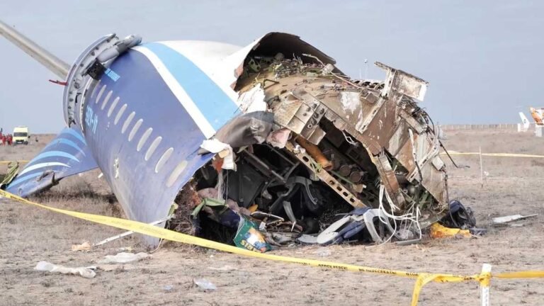 newsloves.com Putin apologises for the plane crash but does not blame Russia